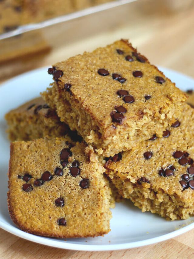 Easy Pumpkin Chocolate Chip Baked Oats